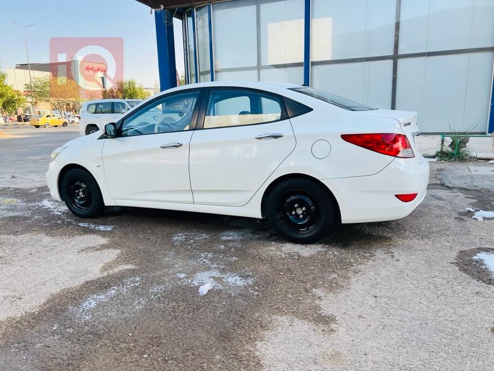 هیوندای ئەکسنت